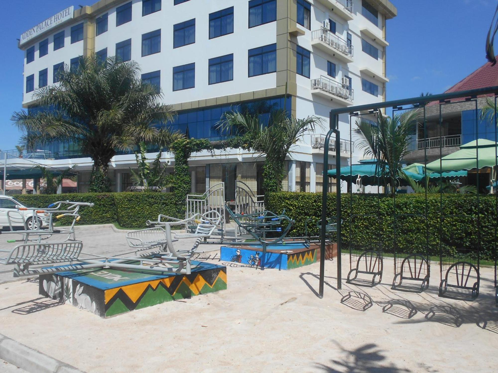 Adden Palace Hotel & Conference Centre Мванза Экстерьер фото